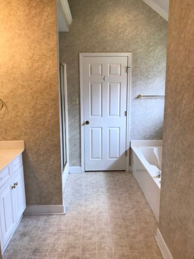 Photo - Keys to happiness