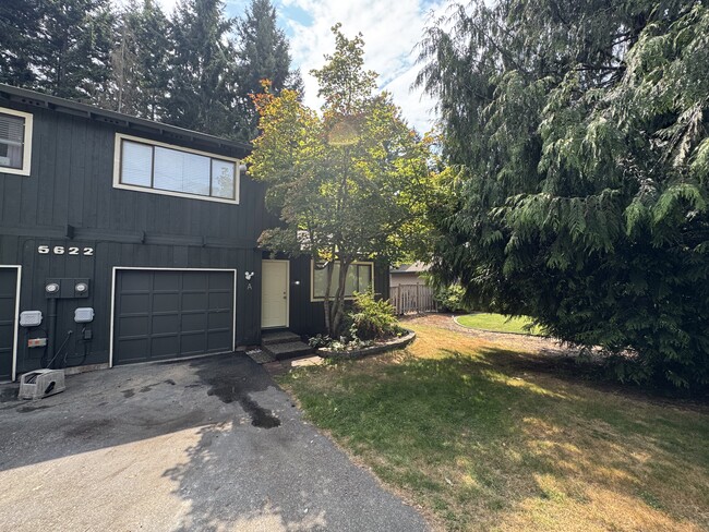 Building Photo - 5622 140th St SW Unit Edmonds Duplex  A Rental