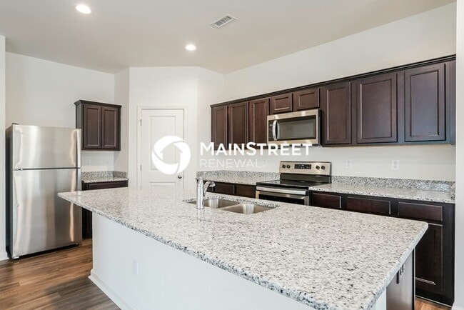 Photo - 4 Bedroom Pet-Friendly Home in Zebulon, NC with Main Street Renewal