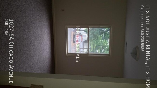 Photo - 1027-5A Chicago Ave