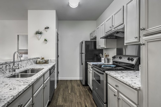 Photo - Eastover Ridge Apartments