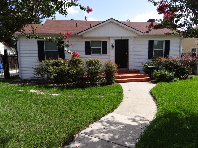 Building Photo - Beautiful Newly Remodeled Home
