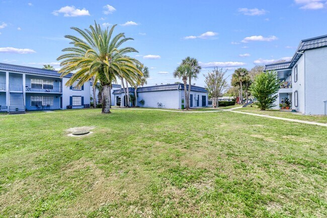 Photo - 2/1 Condo for rent in Hacienda Del Sol