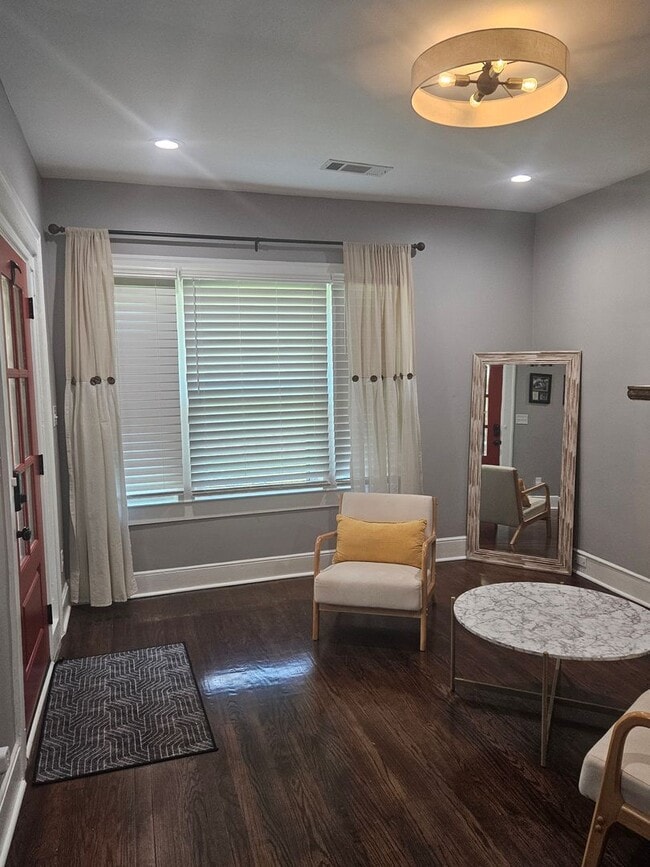 Photo - 3 Bedroom 2.5 bath home