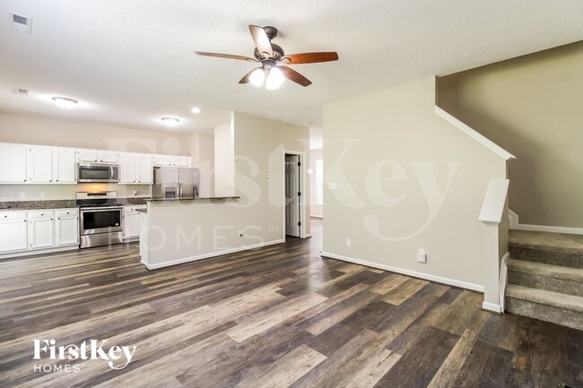 Photo - 6063 Parkside Cir
