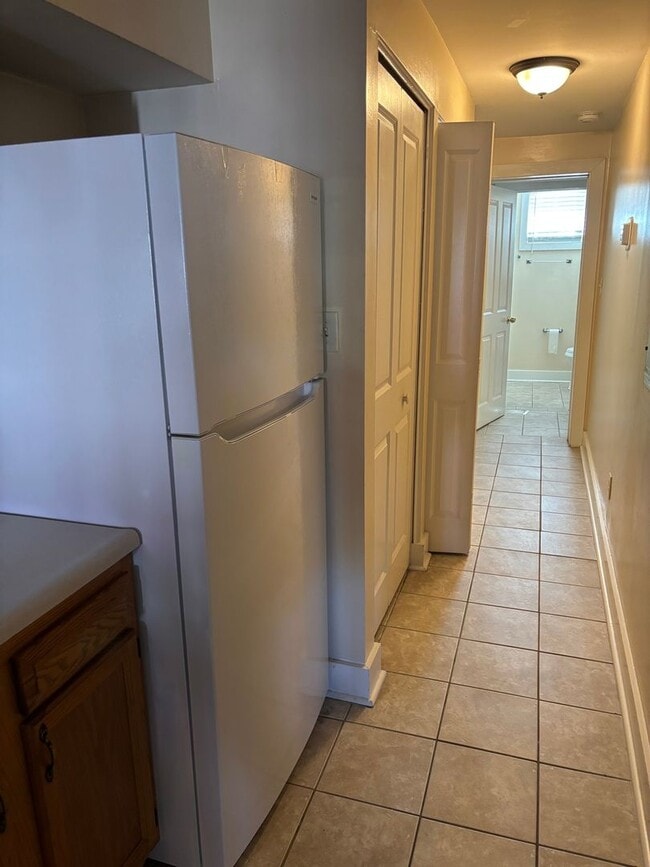 Photo - 209 E Duffy St