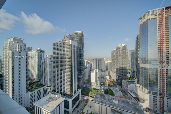 Photo - 951 Brickell Ave Unit 3905