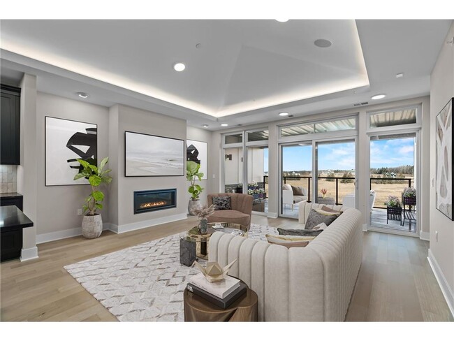 Photo - 1 Hill Farm Rd Unit 303