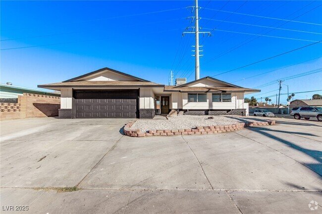 Building Photo - 2368 Winterwood Blvd Rental