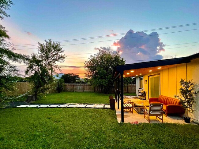 Photo - 512 Eberhart Ln Unit SI ID1492693P