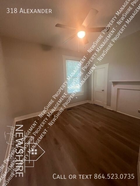 Photo - 318 Alexander-