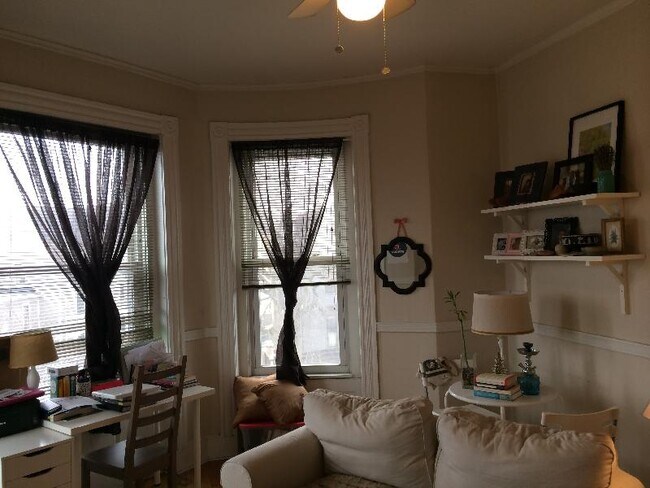 Photo - 1451 Tremont St