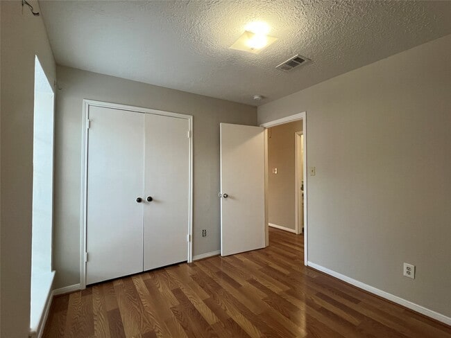 Photo - 11507 Meadow Ln Unit C