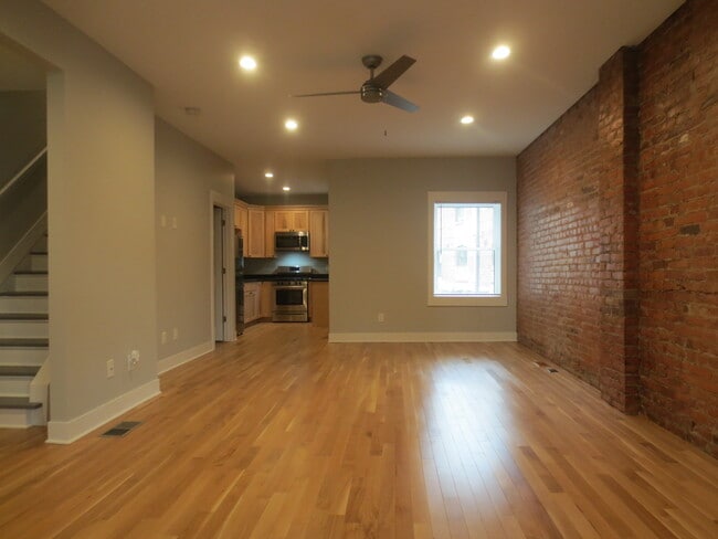 Photo - 1786 W 44th St