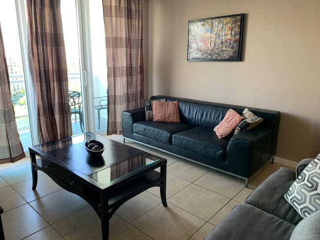 Photo - 3000 S Ocean Dr Unidad 908