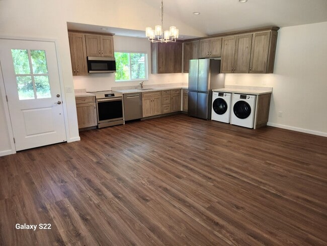 Building Photo - Beautiful brand new 1 bedroom, 1 bathroom ... Rental
