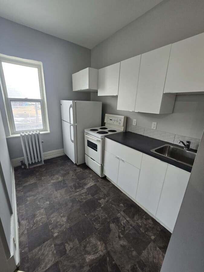 Photo - 501 McMillan Ave Unité 12A