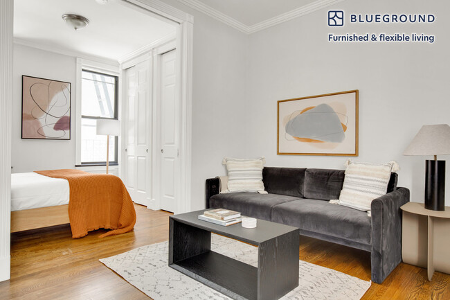 Building Photo - 214 E 25th St Unit FL2-ID829 Rental