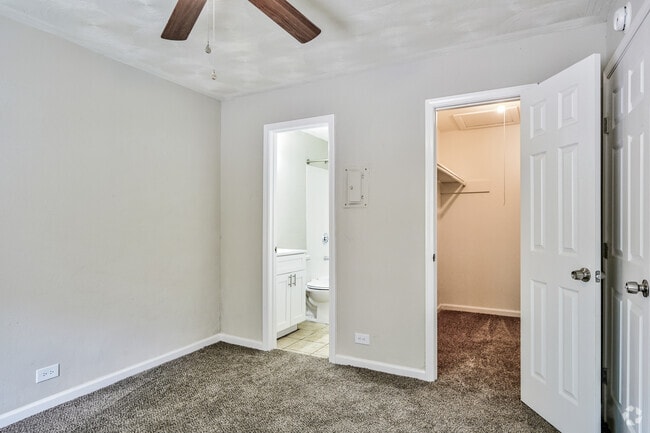 1BR, 1 BA - 497SF - Bedroom