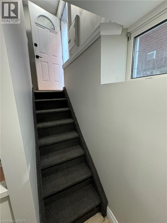 Photo - 266 Dalhousie St