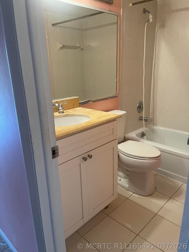 210 Windsor J