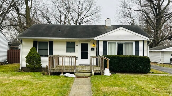 Building Photo - 1031 Field Dr