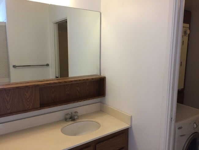 Photo - Pearl Regency with 2 Parking! Water views! Unit 2314