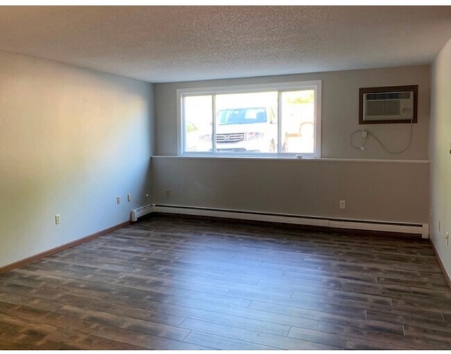 1019 5th Ave NW Unit 3