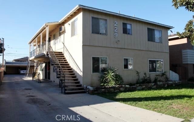Photo - 229 S 5th St