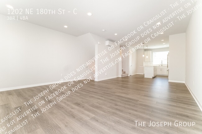 Photo - 1202 NE 180th St