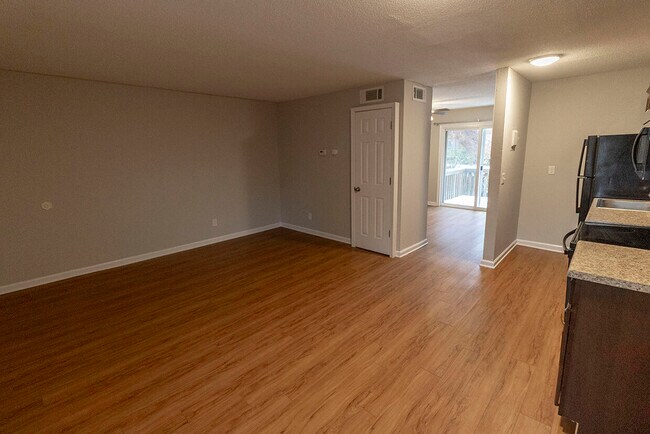 Photo - 105 N Garth Ave Unit 13