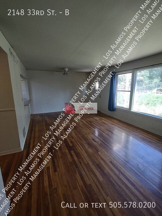 Photo - 2148 33rd St