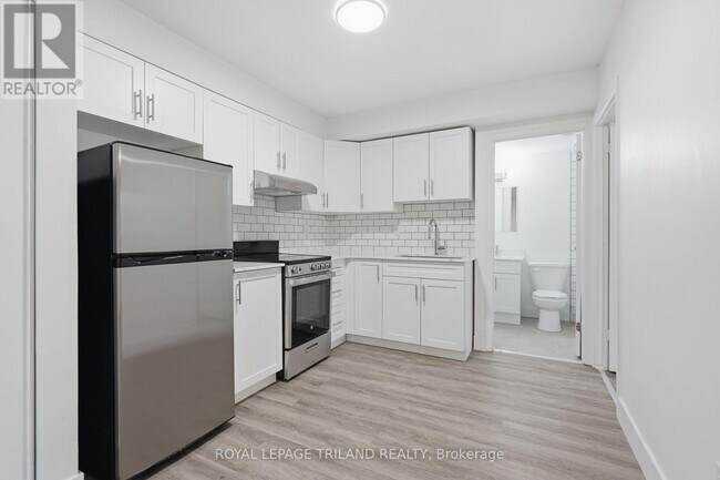 Photo - 227 Cathcart St Unit 106