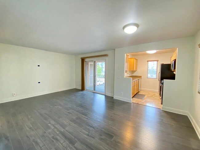 Photo - Spacious Two Bedroom featuring Ensuite Bathrooms! TWO ASSIGNED PARKING SPACES! Air Conditioning I... Unit 133