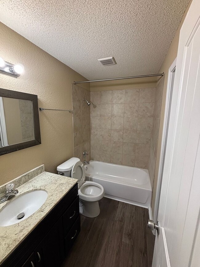 Photo - 2 Bedroom 1 bath Apartment