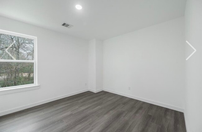 Photo - 7813 Laura Koppe Rd