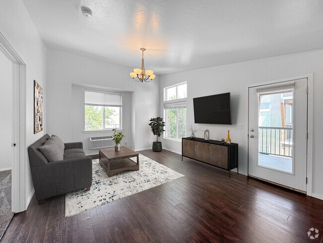 Building Photo - 2233 South Ave W Unit 202 Rental