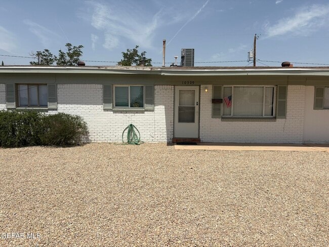Photo - 10309 Shoshone St