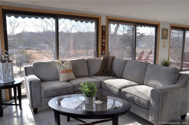 Photo - 92 High Ridge Rd