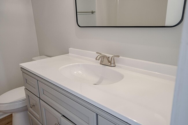 Photo - 1312 Farmingdale Dr Condo