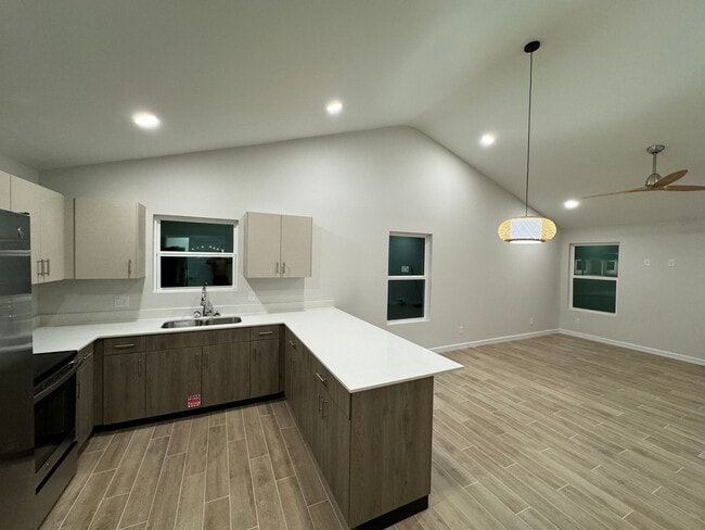 Photo - 1408 E Iris Ave Unit 4