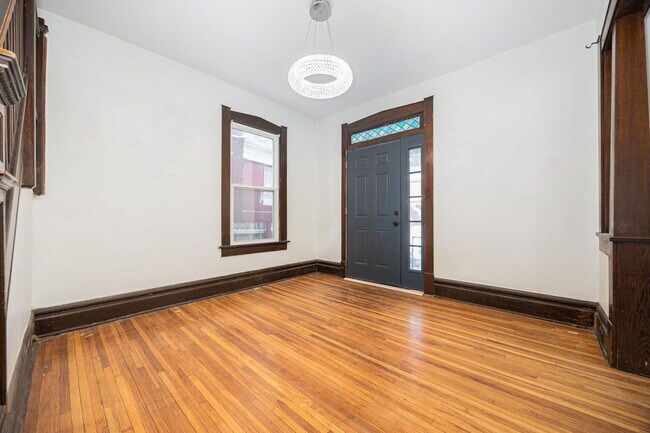 Photo - 732 Bedford Ave