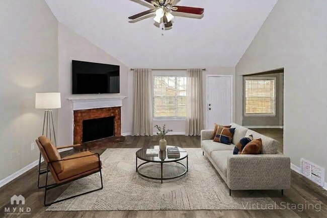 Photo - 7792 Lowrance Rd