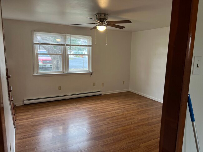 Photo - 114 Mulberry St Unit 2