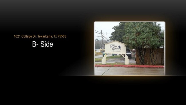 Photo - River Crossing Apartments