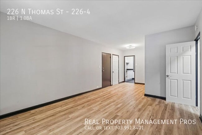 Photo - 226 N Thomas St Unidad 226-4