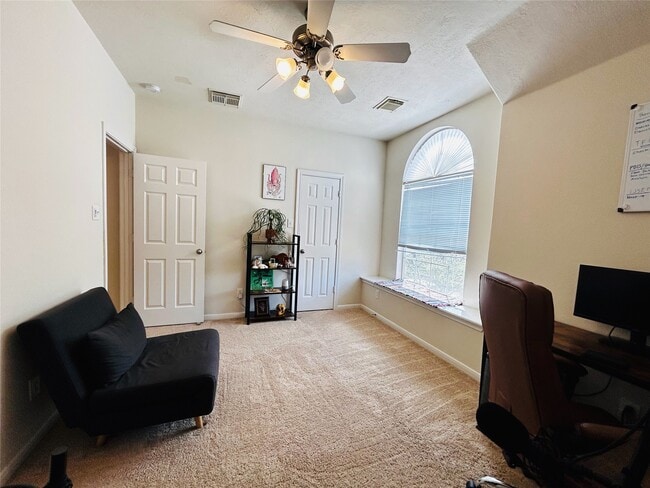 Building Photo - 21726 Hannover Village Dr