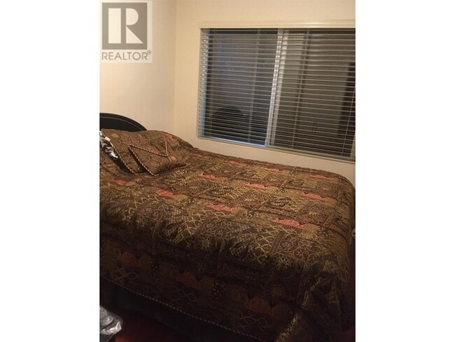 Photo - Garden-3707 DOLLARTON HIGHWAY