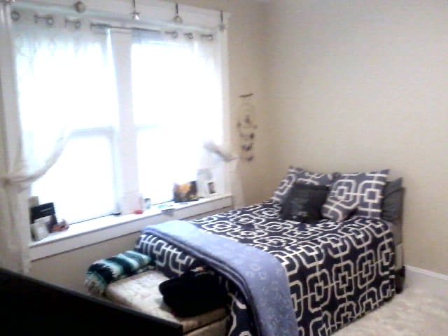 Building Photo - 85 Park Dr Unit 16