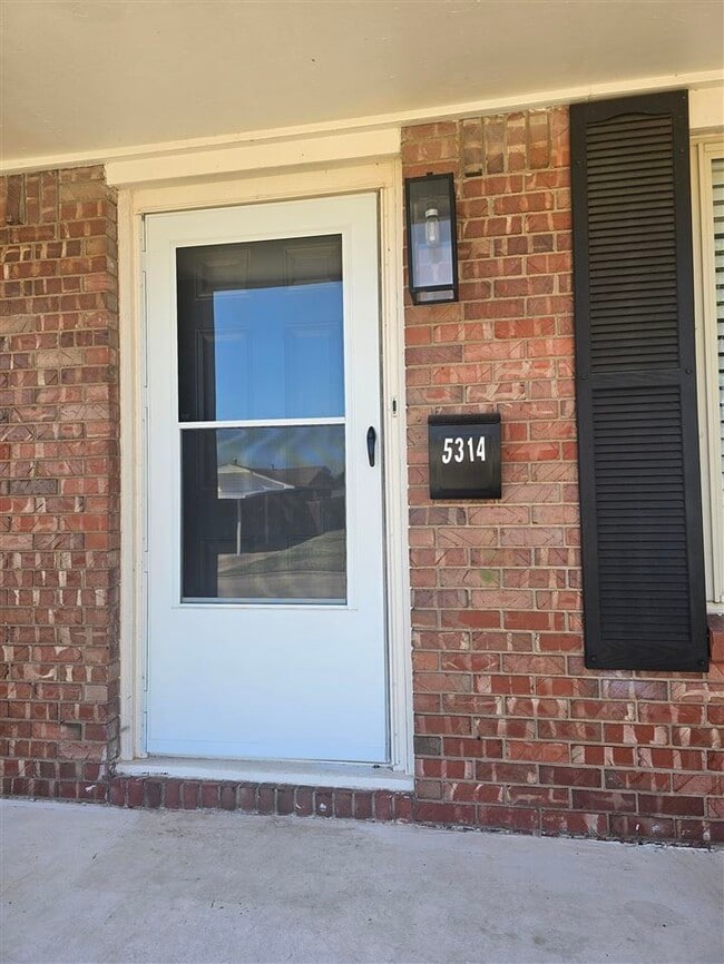 Photo - 5314 NW Glenn Ave